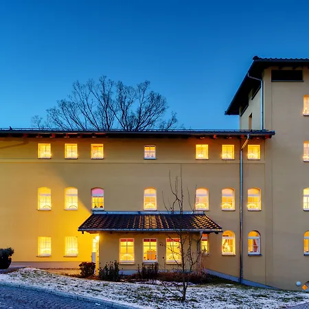 Sternkopf Rittersgruen מלון ברייטנברון