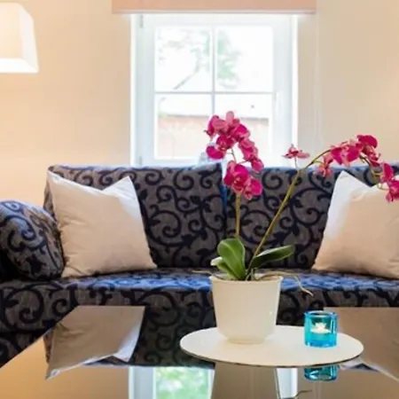 Sternkopf Rittersgruen מלון ברייטנברון