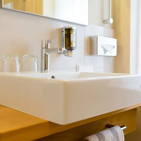 מלון Sternkopf Rittersgruen ברייטנברון